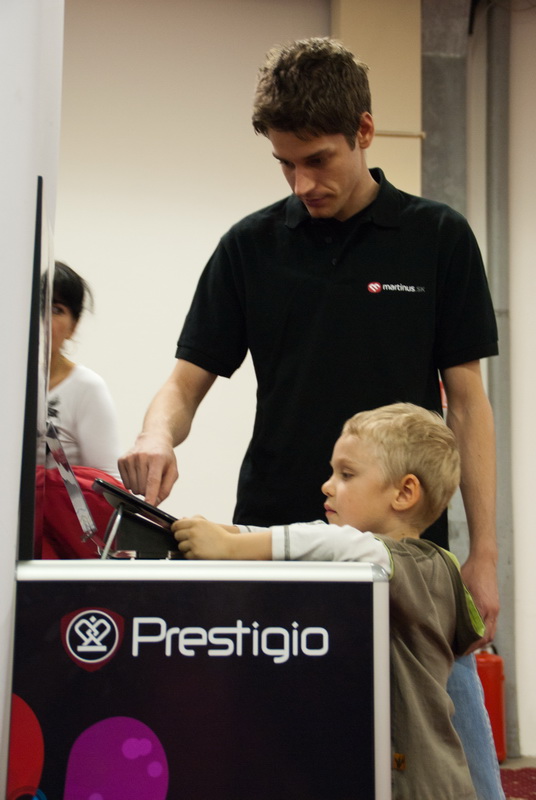 Čaru e-kníh prepadli aj tí najmenší Martinusáci! :-)